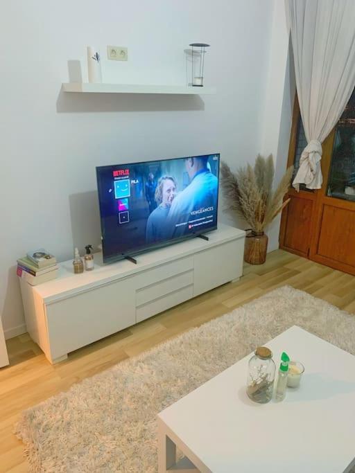 Appartement Magnifique Logement A 5 Min De La Gare à Mons Extérieur photo